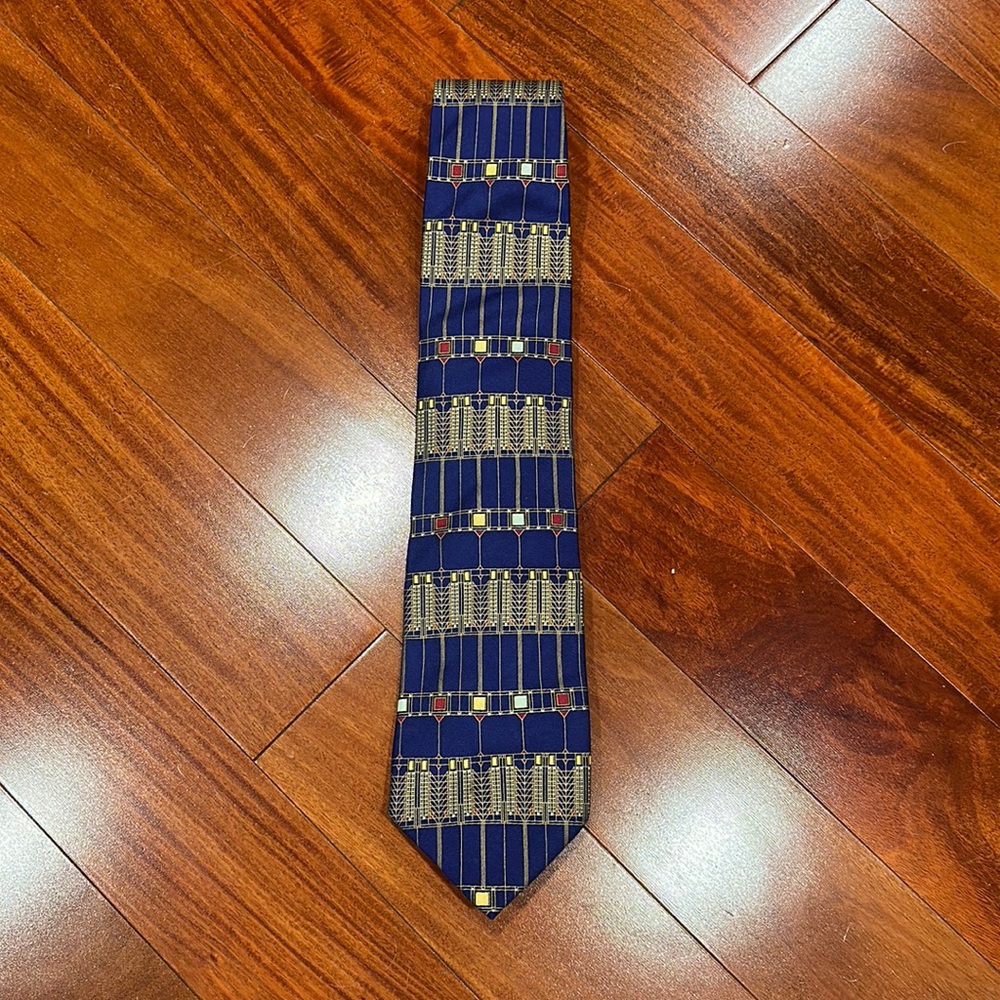 Frank Lloyd tie